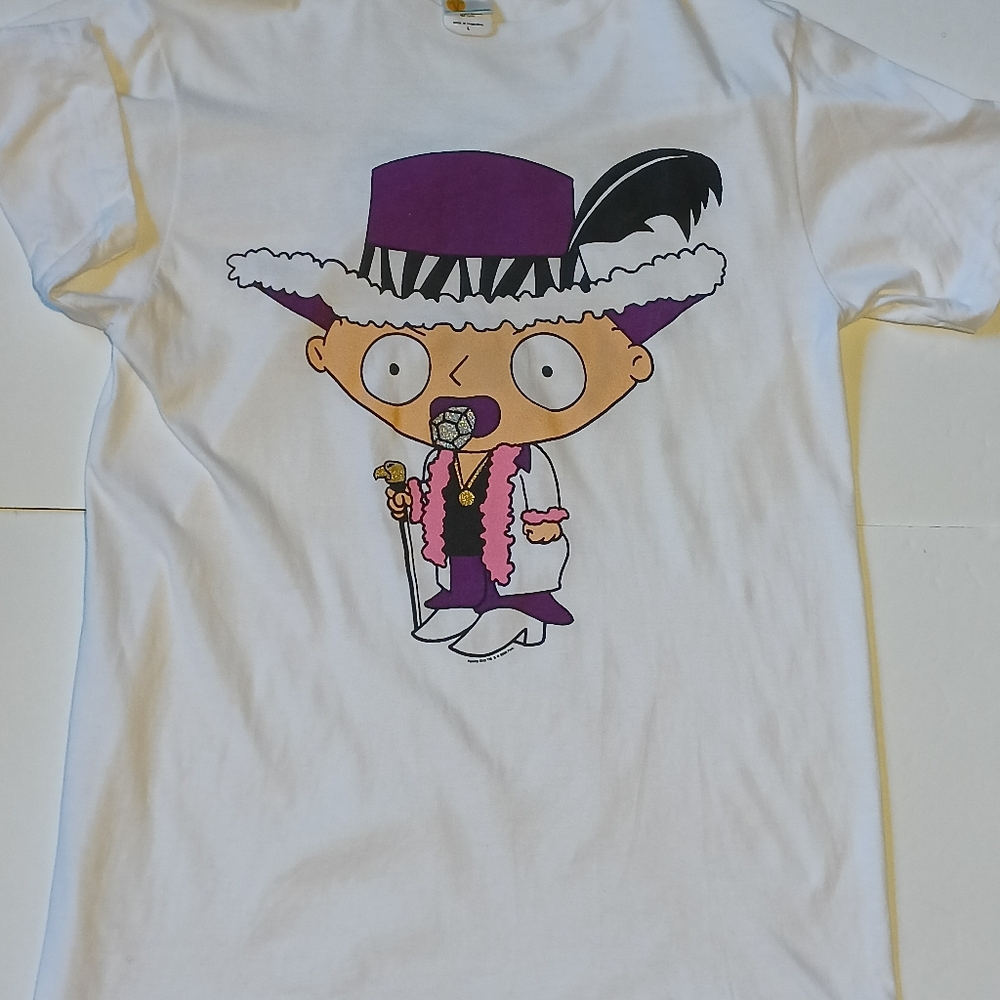 Bay Island Sportswer Graphic White T shirt Family Guy Pimp Stewie (L)